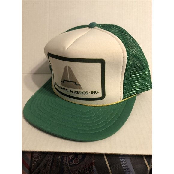 Associated Plastics, Inc Green White Mesh Snapback Trucker Cap Flat Bill Tall - Picture 4 of 6